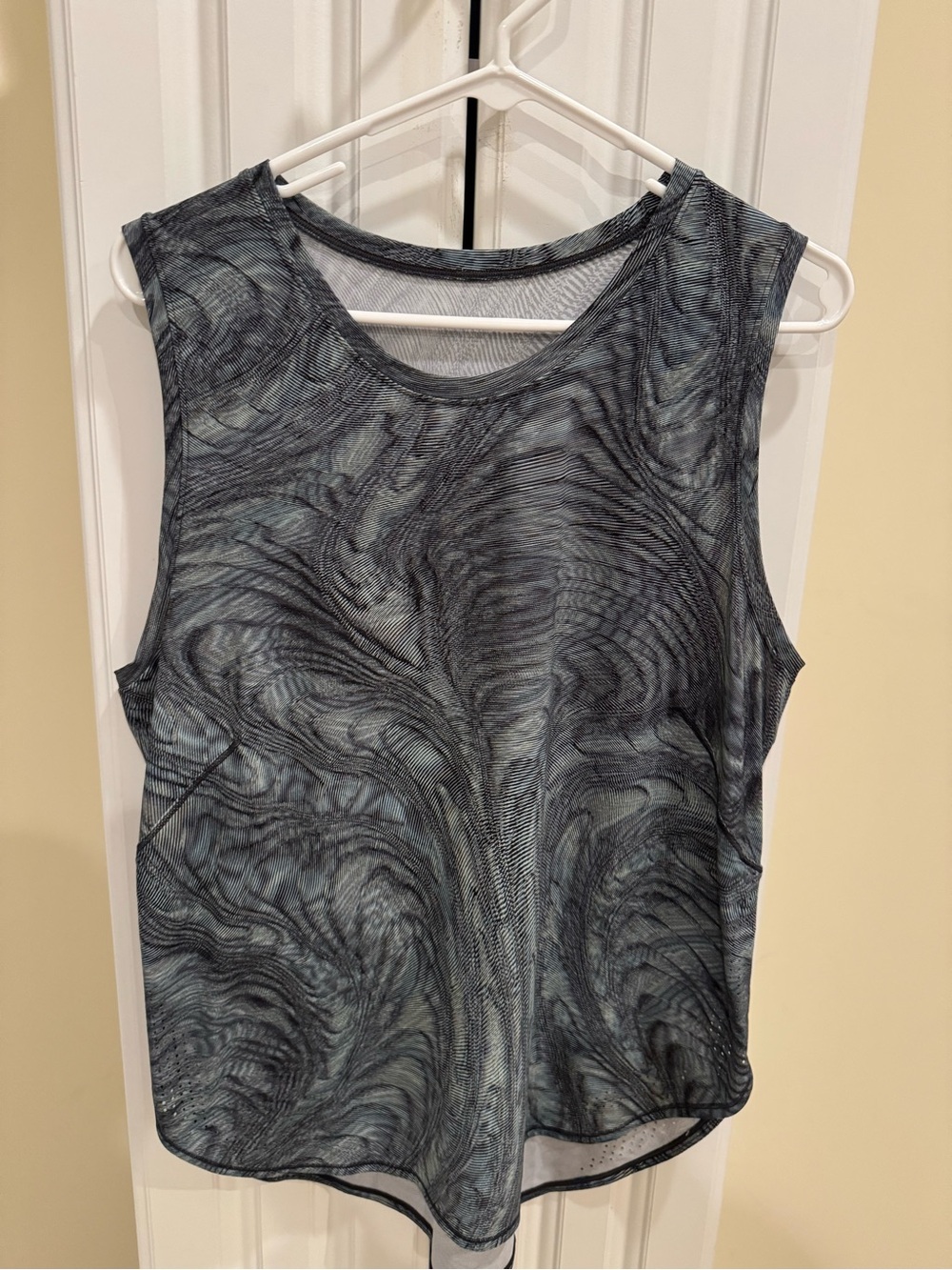 lululemon athletica Marble-Effect Sleeveless Tank — Gray/Black